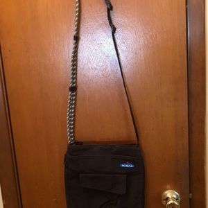Kavu medium size canvas crossbody bag